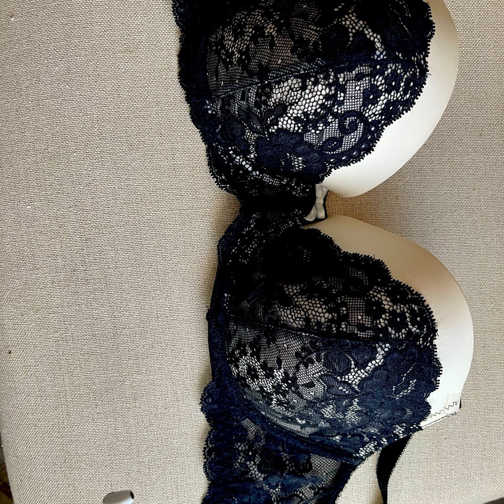 Victoria Secret bra
